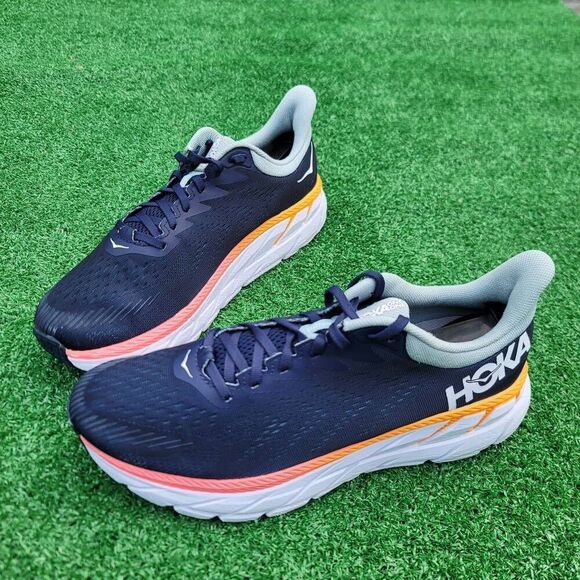 Hoka One One Clifton 7 wide - Women's running shoes - Size 10.5D - Picture 2 of 11